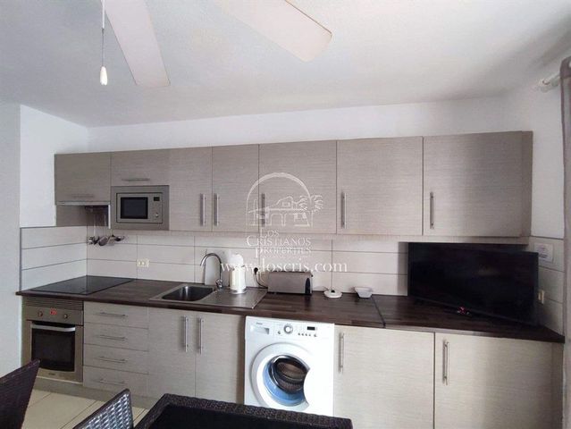 Lejlighed til salg i Los Cristianos, Arona med swimmingpool garage - € 219.000 (Ref: 10127642)