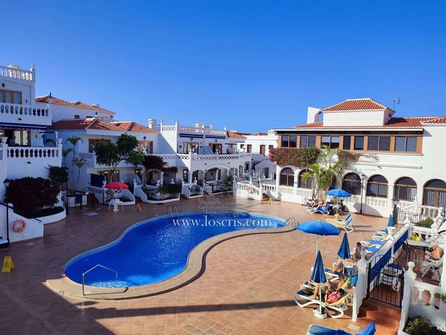Apartment for sale in Los Cristianos with pool garage - € 219,000 (Ref: 10127642)