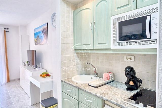 Lägenhet till salu i Los Cristianos, Arona med pool garage - 235 000 € (Ref: 10162090)