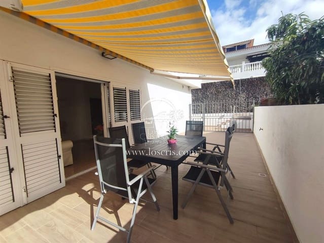 2 soveværelse Byhus til salg i Los Cristianos, Arona med swimmingpool garage - € 1.050.000 (Ref: 10165973)