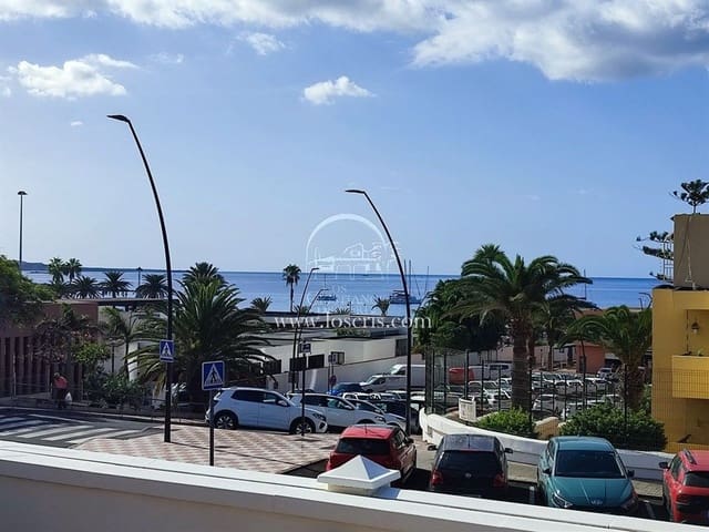 2 soveværelse Byhus til salg i Los Cristianos, Arona med swimmingpool garage - € 1.050.000 (Ref: 10165973)