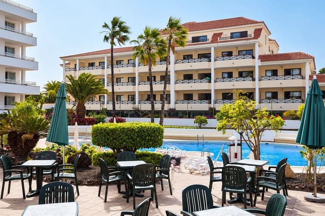 Leilighet til salgs i Playa de las Americas, Arona med svømmebasseng garasje - € 265 000 (Ref: 10182370)