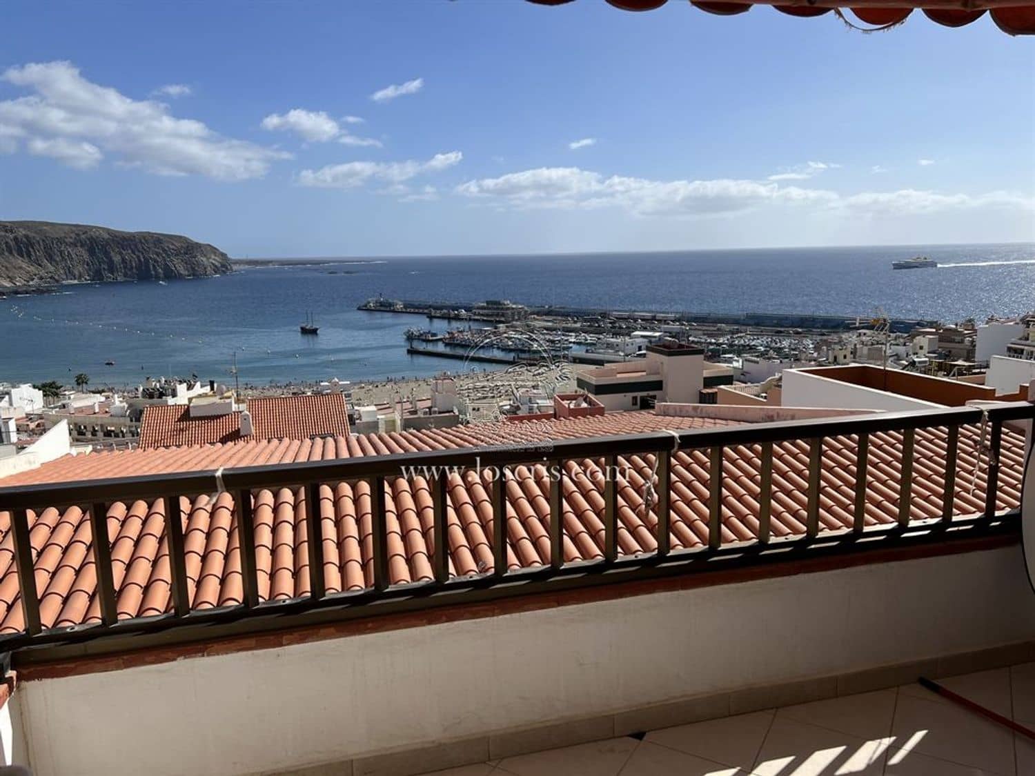 1 Zimmer Apartment zu verkaufen in Los Cristianos mit Pool - 295.000 € (Ref: 8168344)