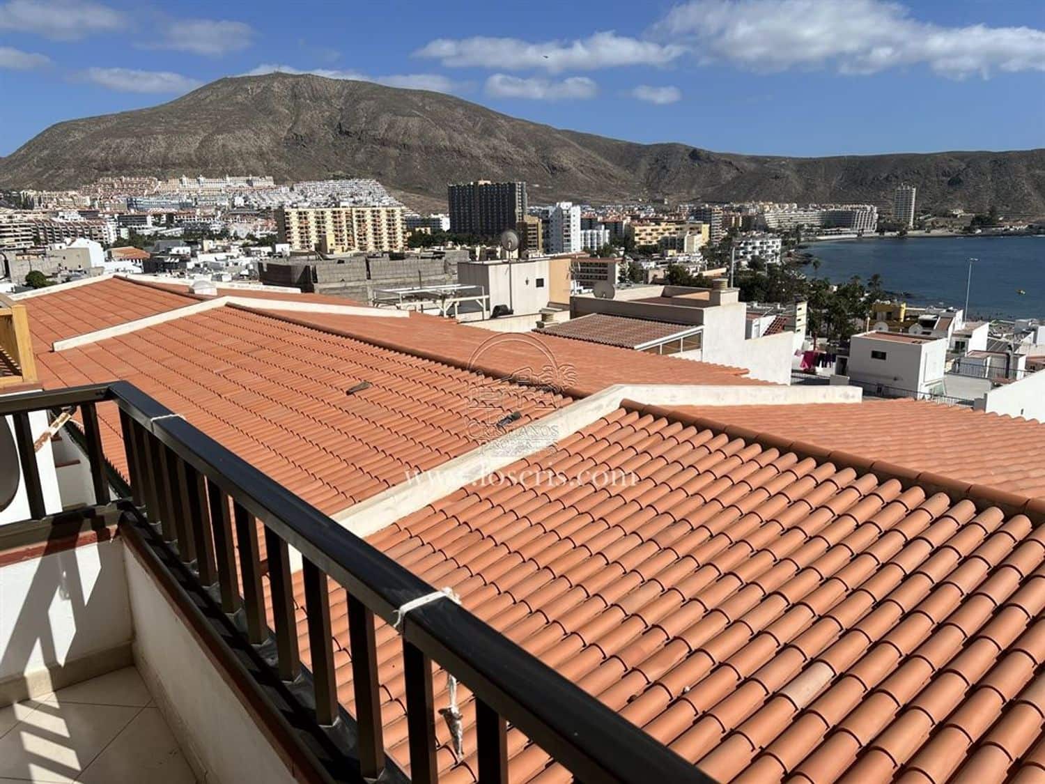 1 Zimmer Apartment zu verkaufen in Los Cristianos mit Pool - 295.000 € (Ref: 8168344)