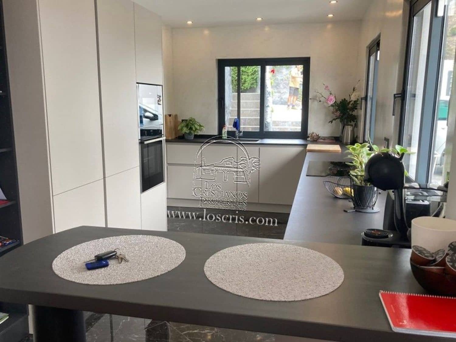 3 soveværelse Villa til salg i Acojeja med garage - € 749.500 (Ref: 8441484)