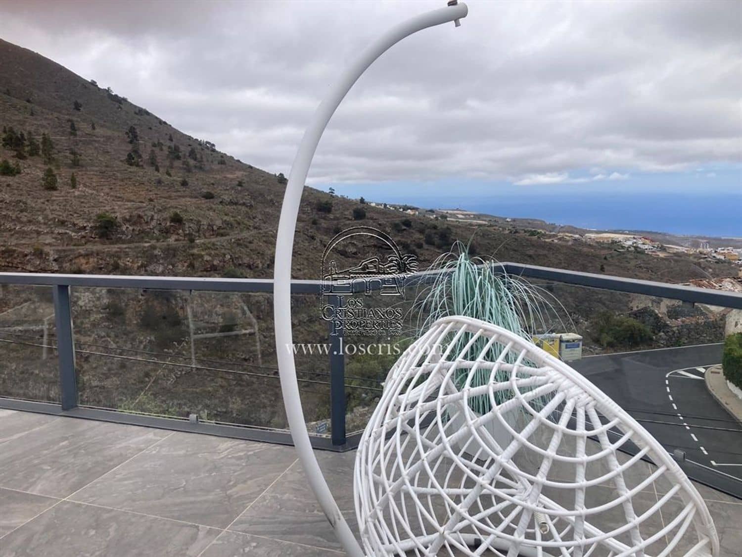 3 soveværelse Villa til salg i Acojeja med garage - € 749.500 (Ref: 8441484)