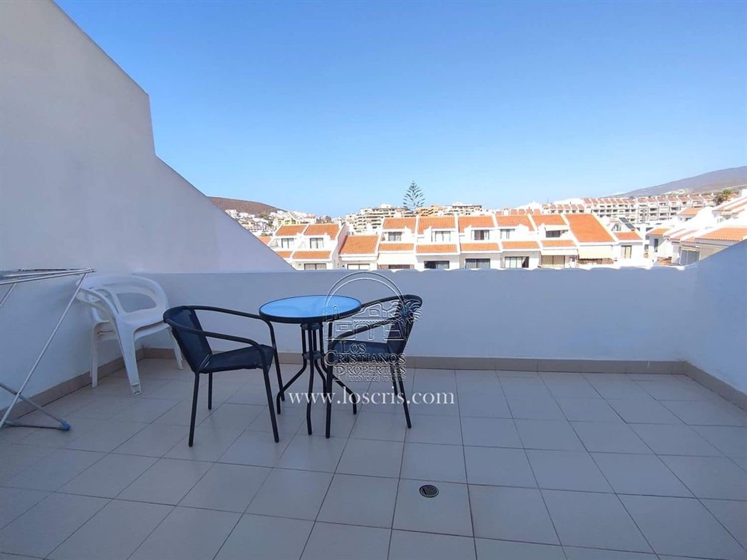 2 Zimmer Apartment zu verkaufen in Los Cristianos mit Pool - 450.000 € (Ref: 8681965)