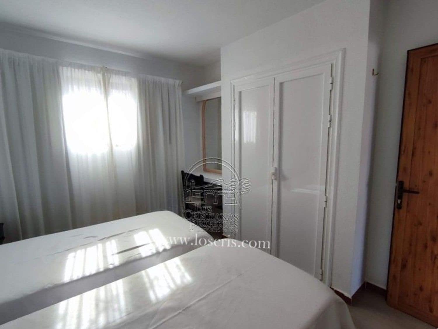 2 Zimmer Apartment zu verkaufen in Los Cristianos mit Pool - 450.000 € (Ref: 8681965)