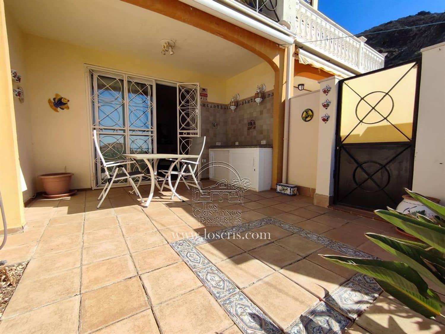 2 soveværelse Byhus til salg i Los Cristianos - € 695.000 (Ref: 8769838)