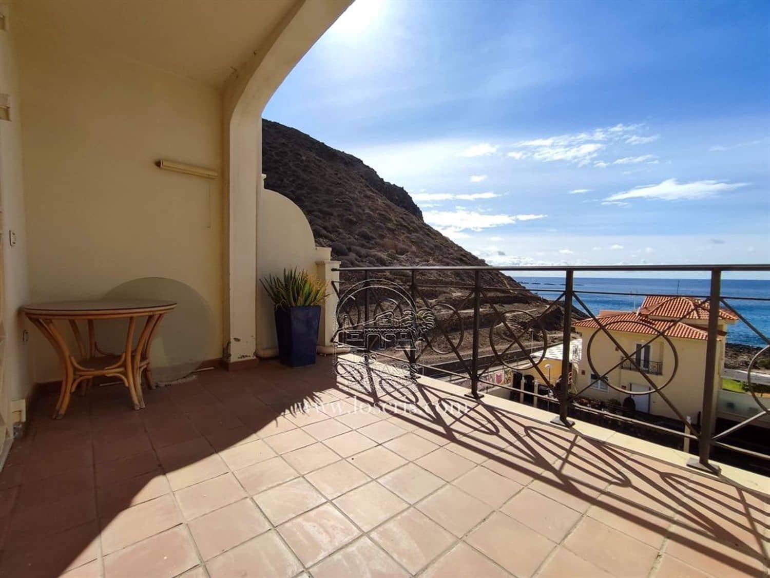 2 soveværelse Byhus til salg i Los Cristianos - € 695.000 (Ref: 8769838)