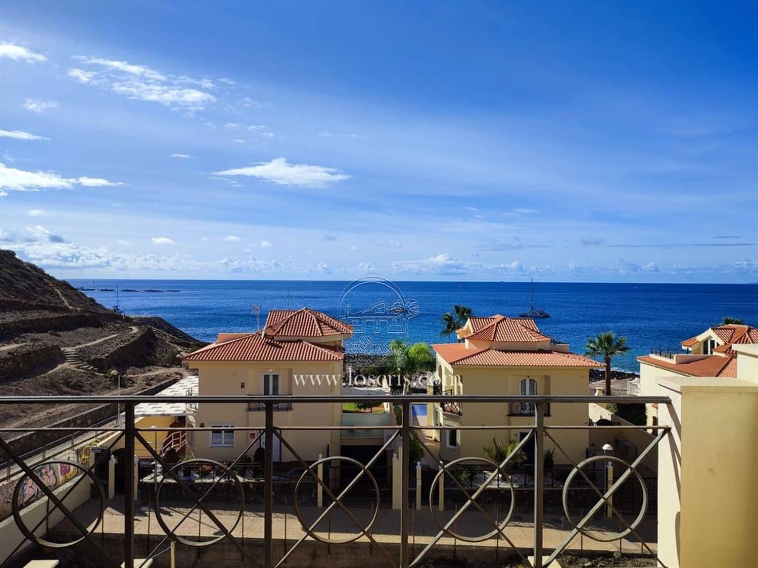 2 soveværelse Byhus til salg i Los Cristianos - € 695.000 (Ref: 8769838)