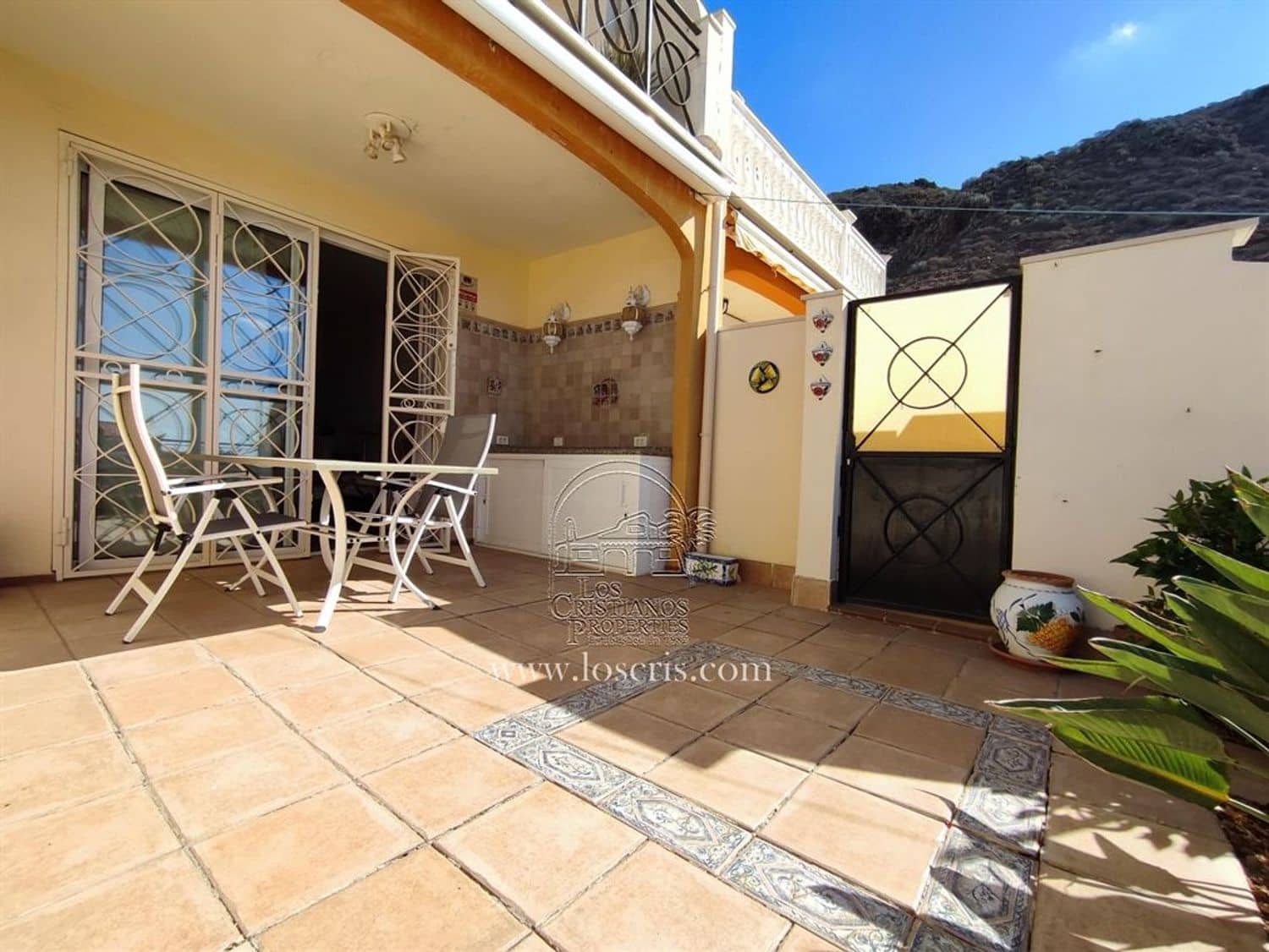 2 soveværelse Byhus til salg i Los Cristianos - € 695.000 (Ref: 8769838)