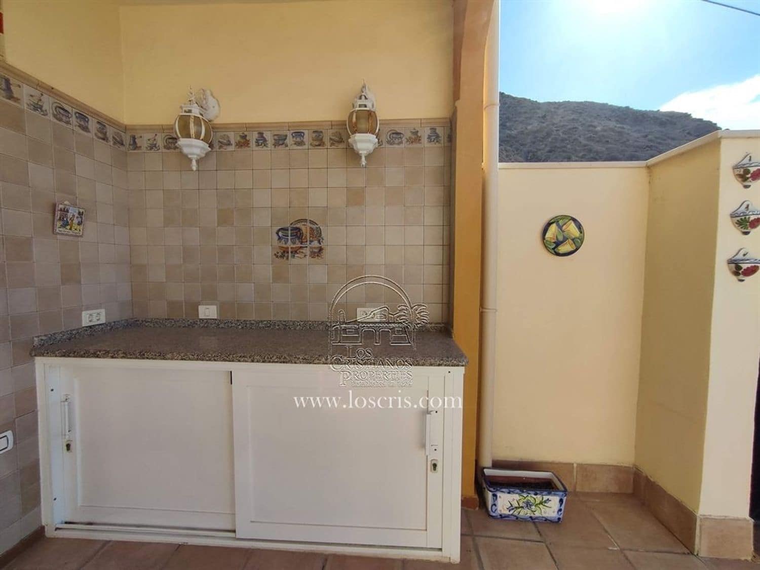 2 soveværelse Byhus til salg i Los Cristianos - € 695.000 (Ref: 8769838)