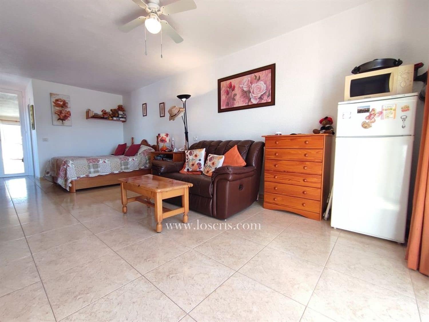 Apartment for sale in Los Cristianos with pool - € 230,000 (Ref: 8775766)