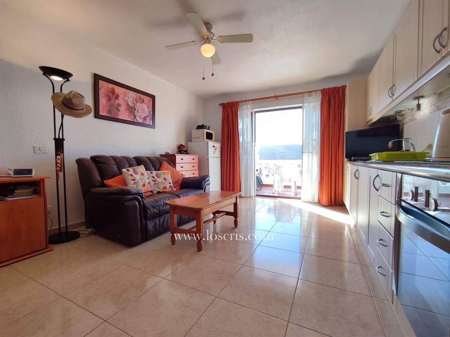Apartment for sale in Los Cristianos with pool - € 230,000 (Ref: 8775766)