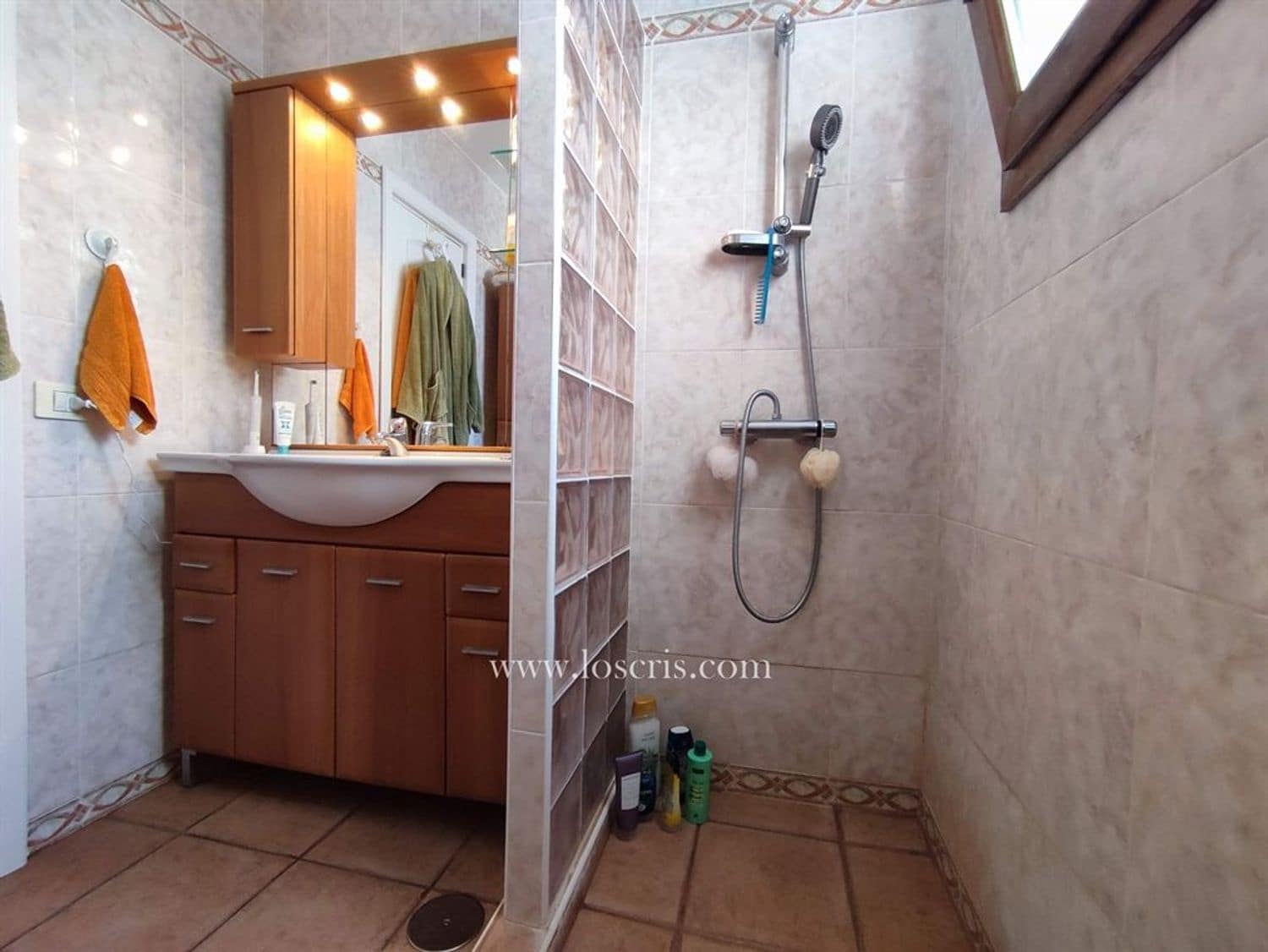 Apartment for sale in Los Cristianos with pool - € 230,000 (Ref: 8775766)