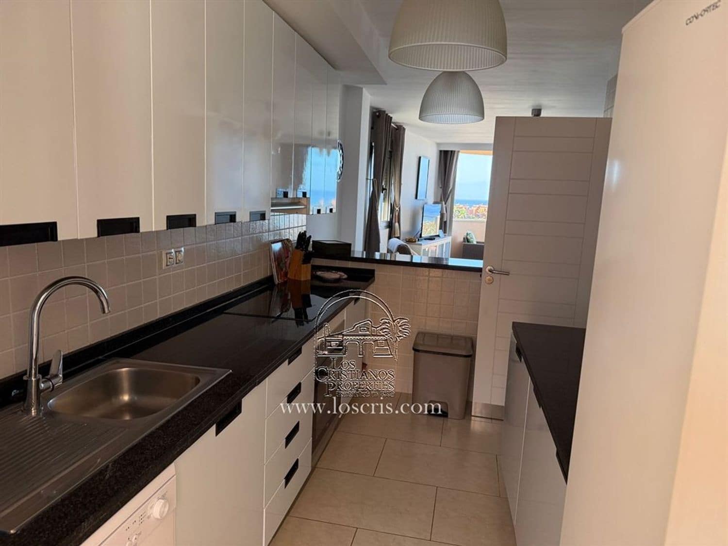 2 soverom Leilighet til salgs i Palm-Mar med svømmebasseng - € 390 000 (Ref: 8851140)