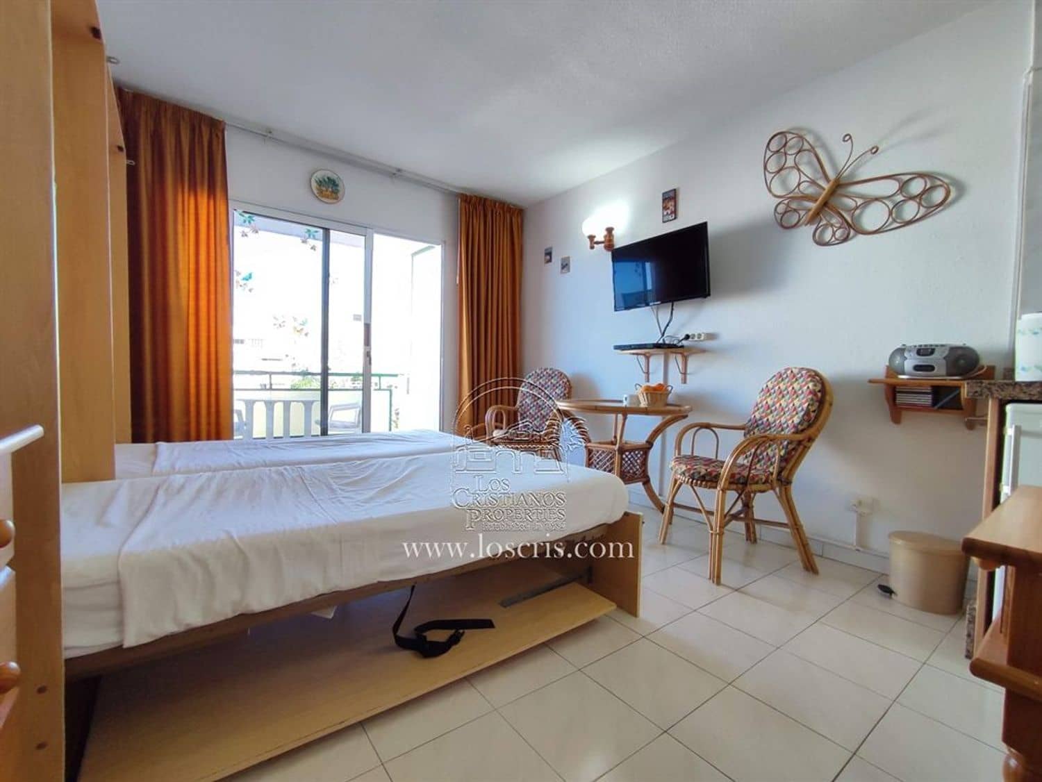 Apartamento en Los Cristianos en venta con piscina garaje - 265.000 € (Ref: 8887387)