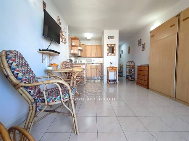 Apartamento en Los Cristianos, Arona en venta con piscina garaje - 265.000 € (Ref: 8887387)