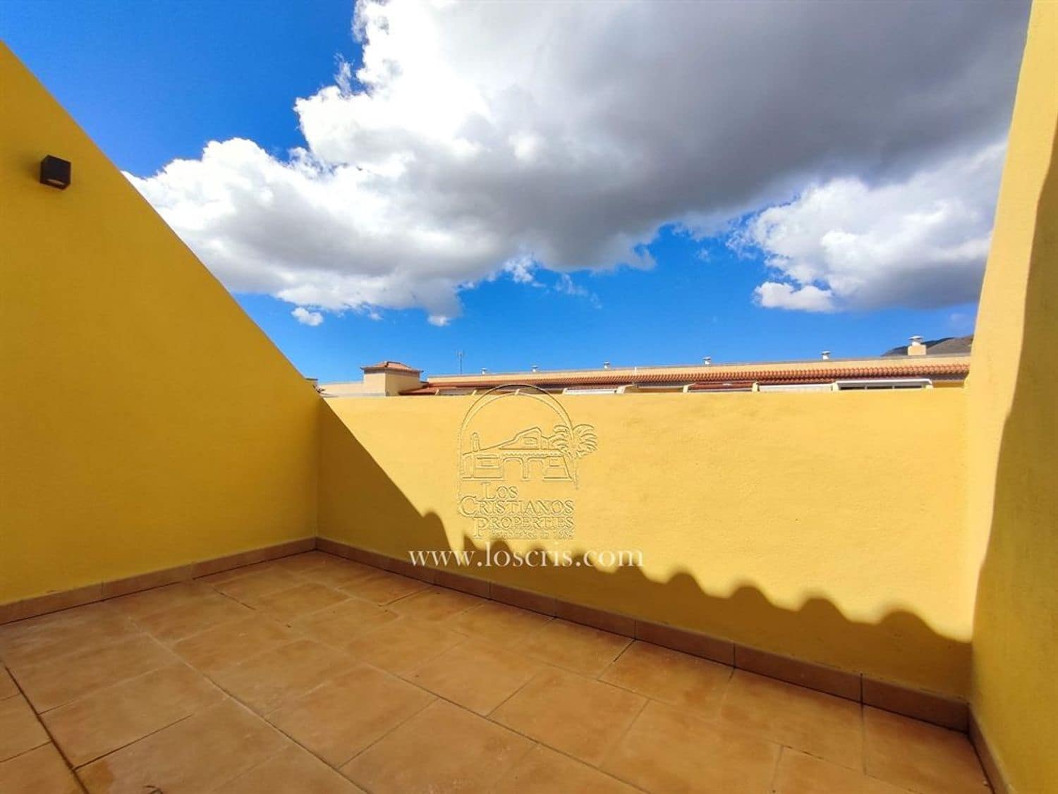 3 soveværelse Lejlighed til salg i Valle de San Lorenzo med garage - € 290.000 (Ref: 8887388)