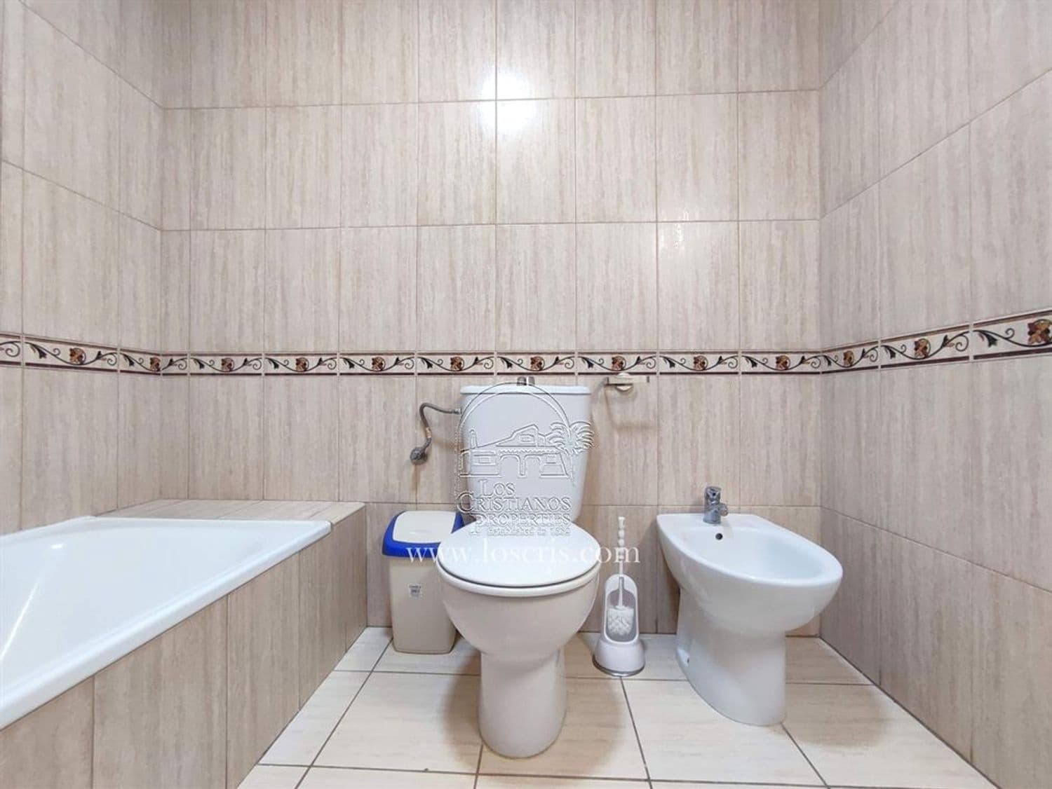 3 soveværelse Lejlighed til salg i Valle de San Lorenzo med garage - € 290.000 (Ref: 8887388)