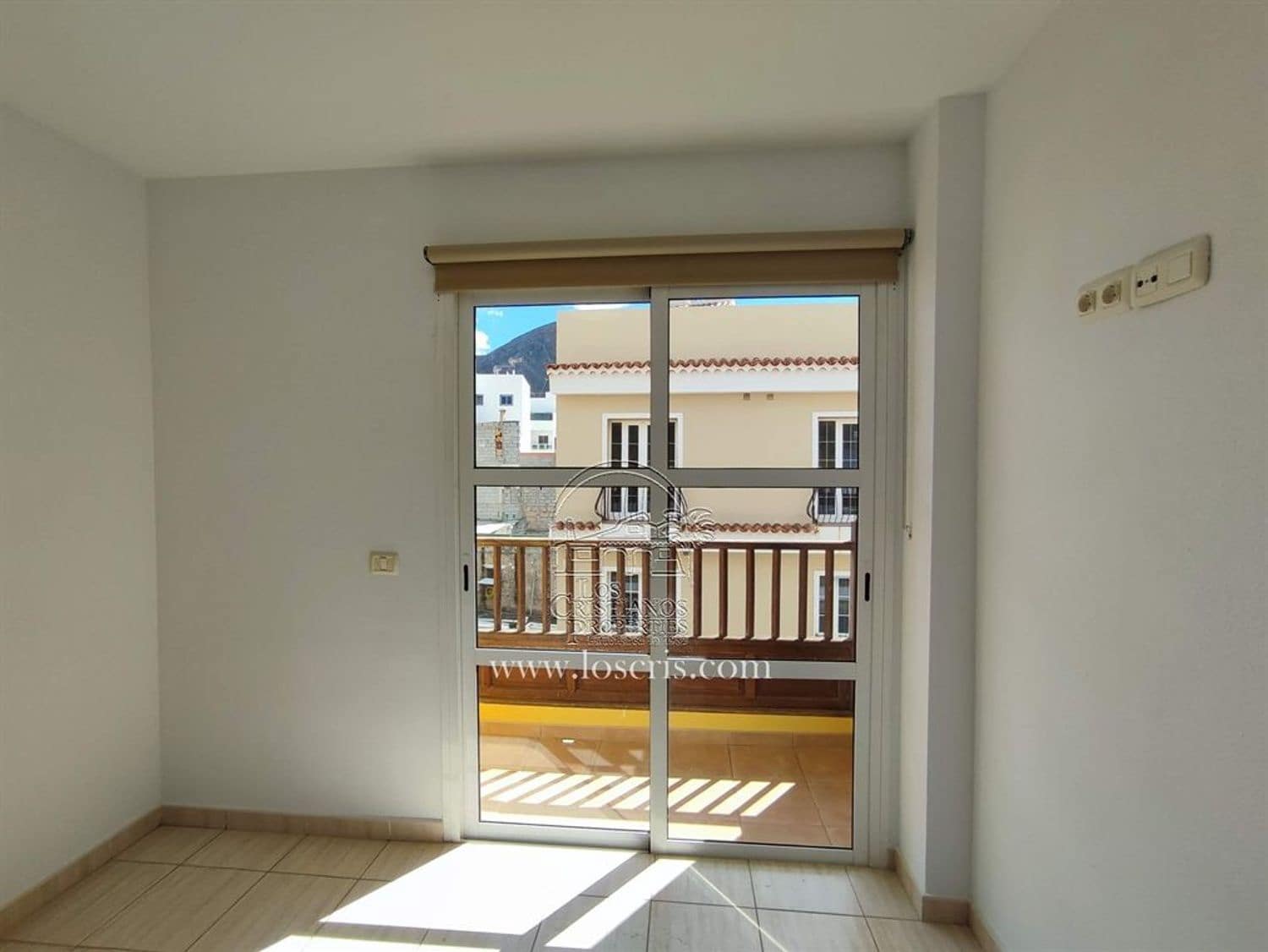 3 soveværelse Lejlighed til salg i Valle de San Lorenzo med garage - € 290.000 (Ref: 8887388)