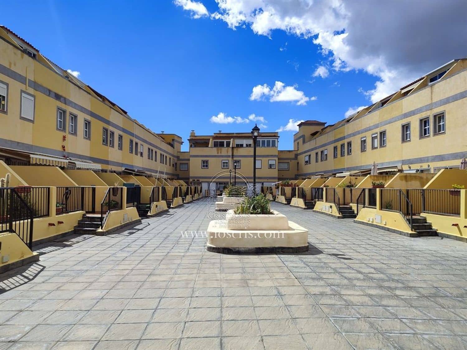 3 soveværelse Lejlighed til salg i Valle de San Lorenzo med garage - € 290.000 (Ref: 8887388)