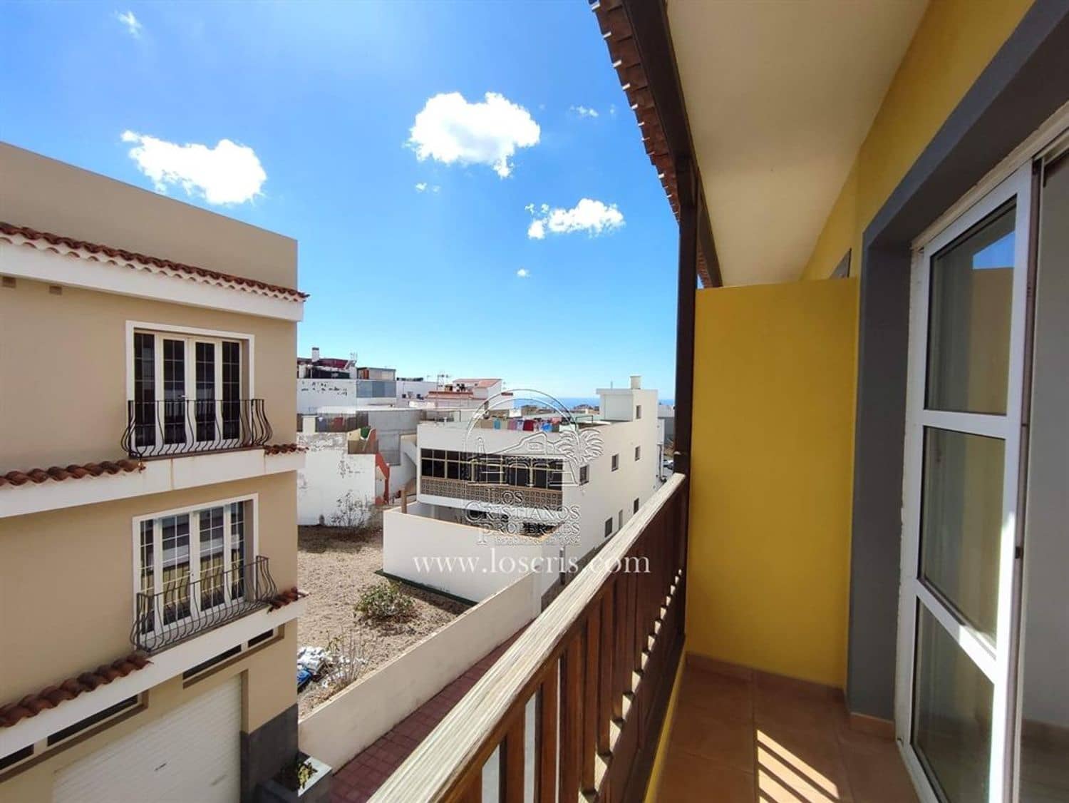 3 soveværelse Lejlighed til salg i Valle de San Lorenzo med garage - € 290.000 (Ref: 8887388)