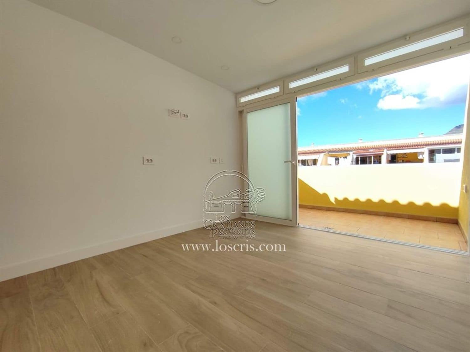 3 soveværelse Lejlighed til salg i Valle de San Lorenzo med garage - € 290.000 (Ref: 8887388)