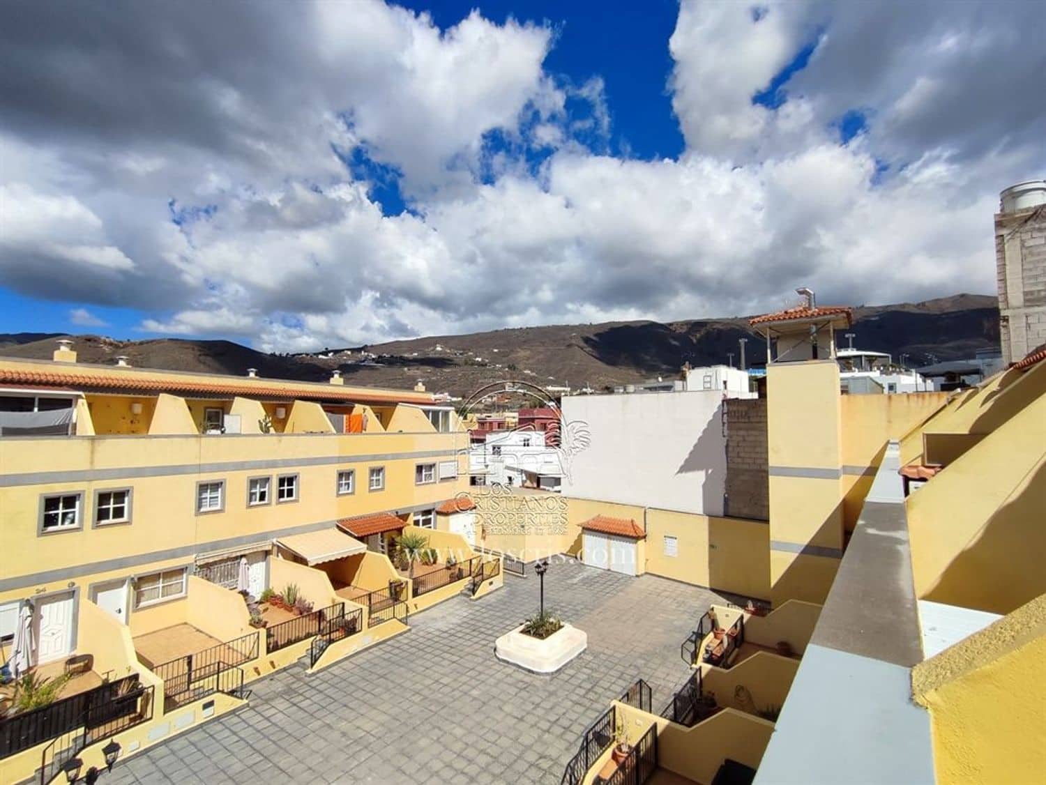 3 soveværelse Lejlighed til salg i Valle de San Lorenzo med garage - € 290.000 (Ref: 8887388)