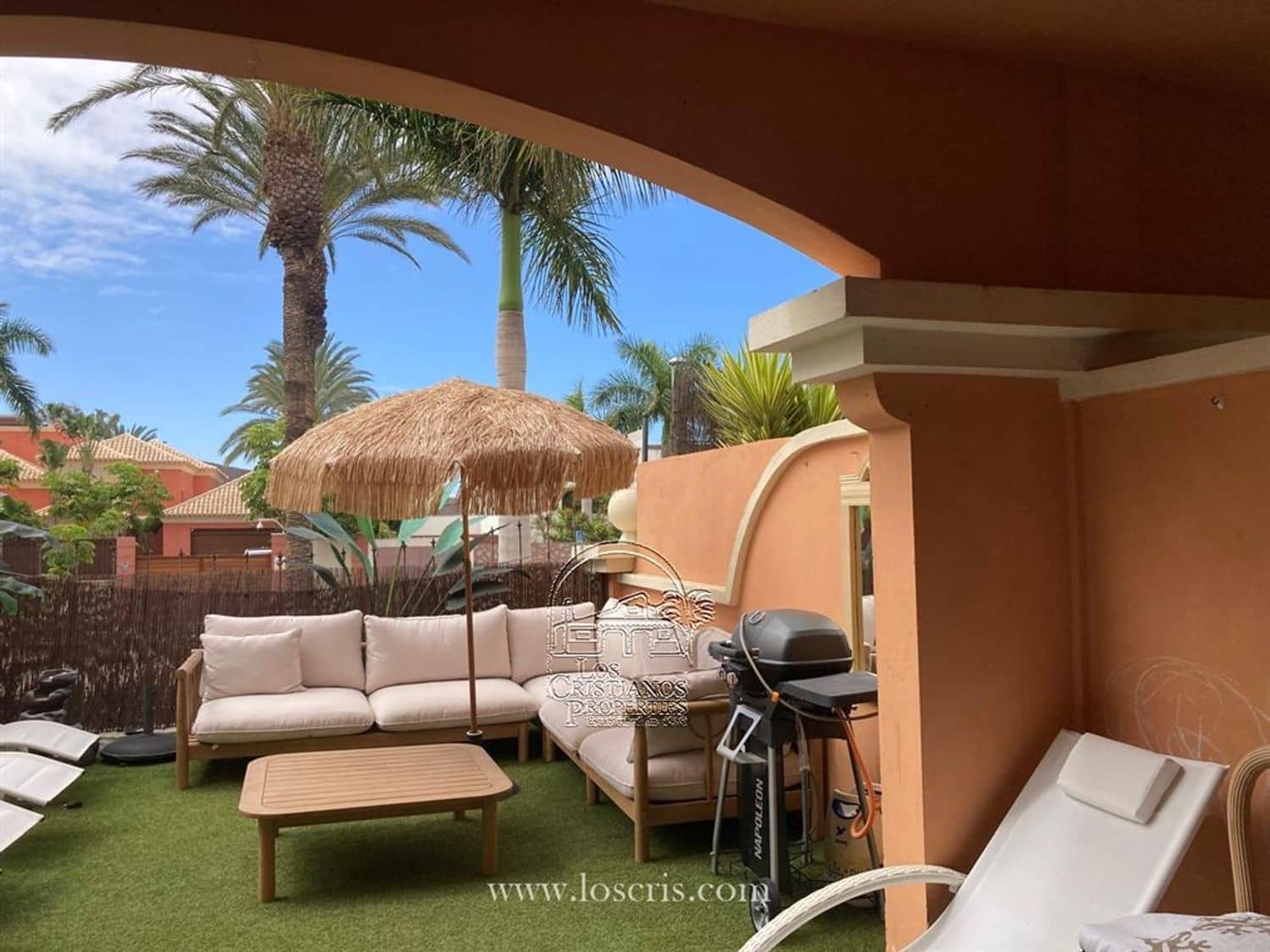 2 bedroom Apartment for sale in Los Cristianos with pool - € 475,000 (Ref: 8982017)