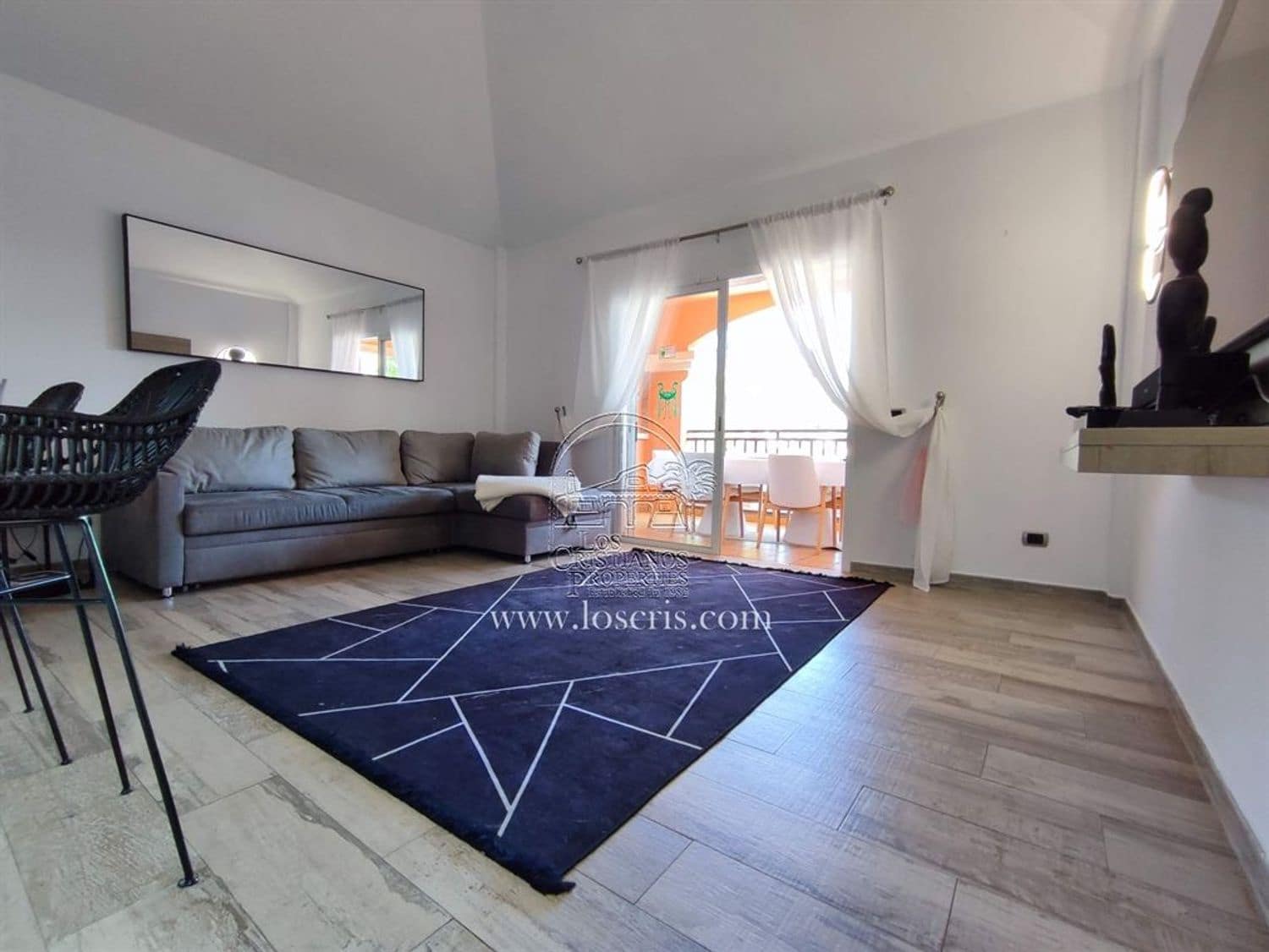 2 bedroom Apartment for sale in Los Cristianos with pool - € 475,000 (Ref: 8982017)