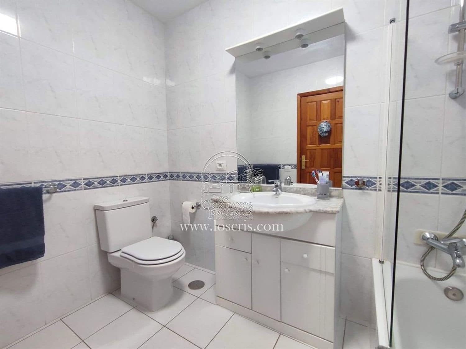 2 soveværelse Lejlighed til salg i Los Cristianos med swimmingpool garage - € 547.000 (Ref: 8990405)