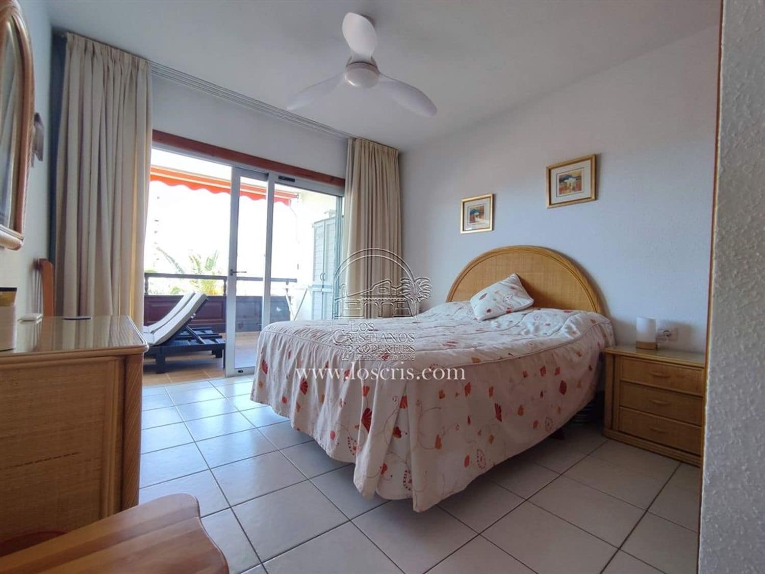 2 soveværelse Lejlighed til salg i Los Cristianos med swimmingpool garage - € 547.000 (Ref: 8990405)