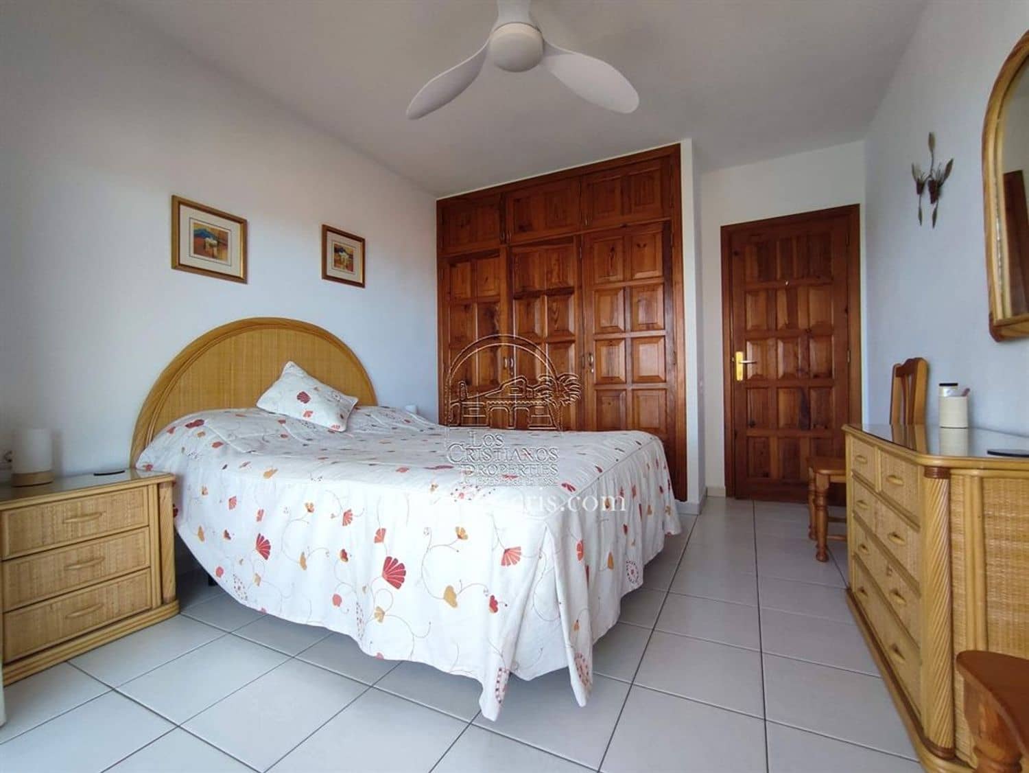 2 soveværelse Lejlighed til salg i Los Cristianos med swimmingpool garage - € 547.000 (Ref: 8990405)