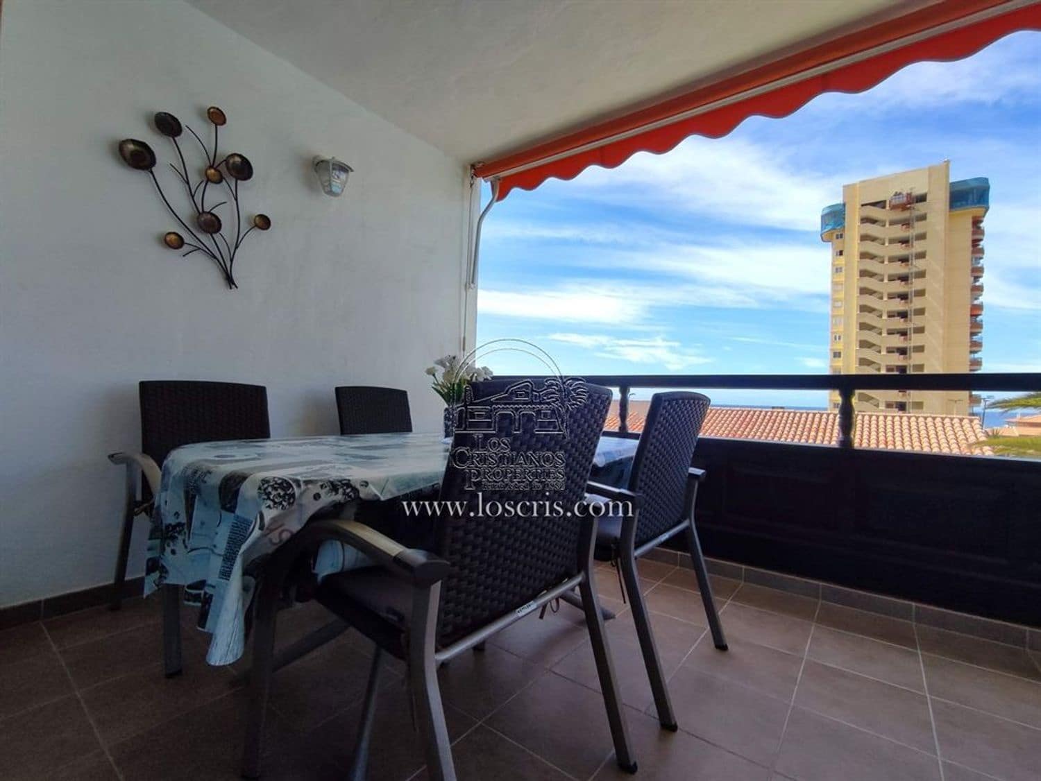 2 soveværelse Lejlighed til salg i Los Cristianos med swimmingpool garage - € 547.000 (Ref: 8990405)