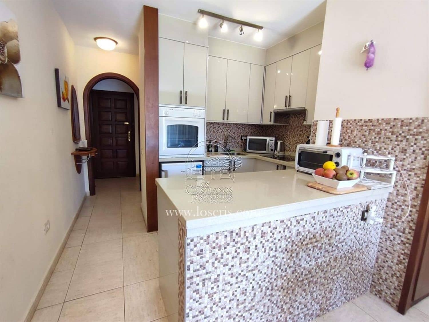 2 soverom Leilighet til salgs i Los Cristianos med svømmebasseng - € 420 000 (Ref: 9000724)