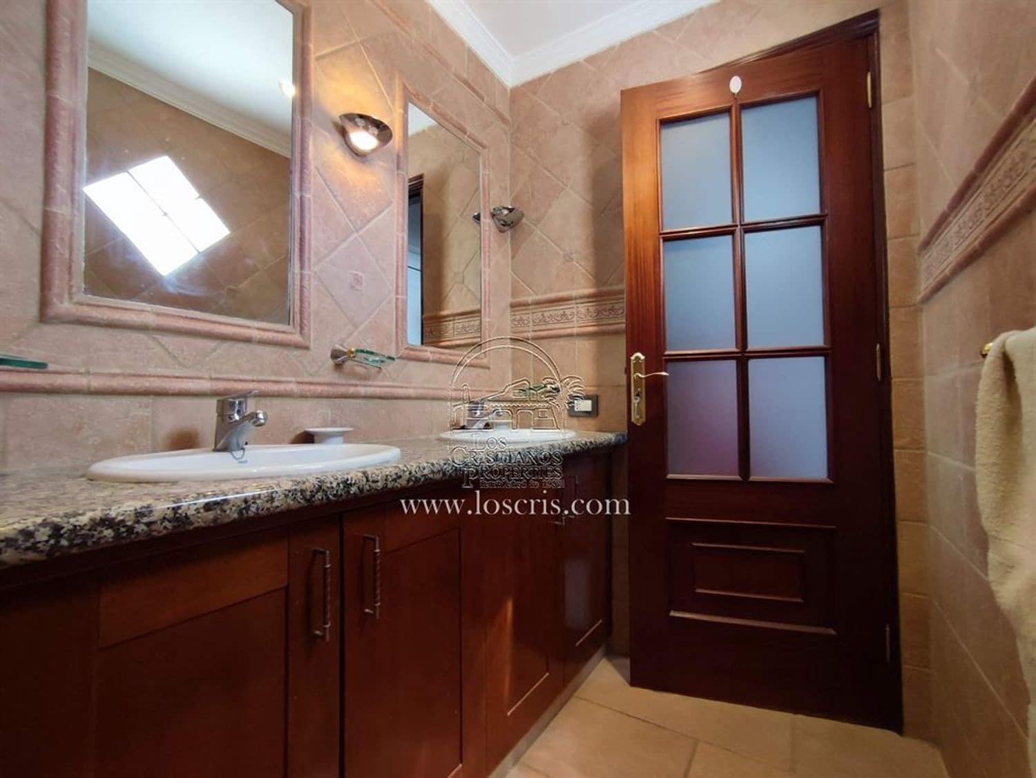 2 soverom Leilighet til salgs i Los Cristianos med svømmebasseng - € 420 000 (Ref: 9000724)