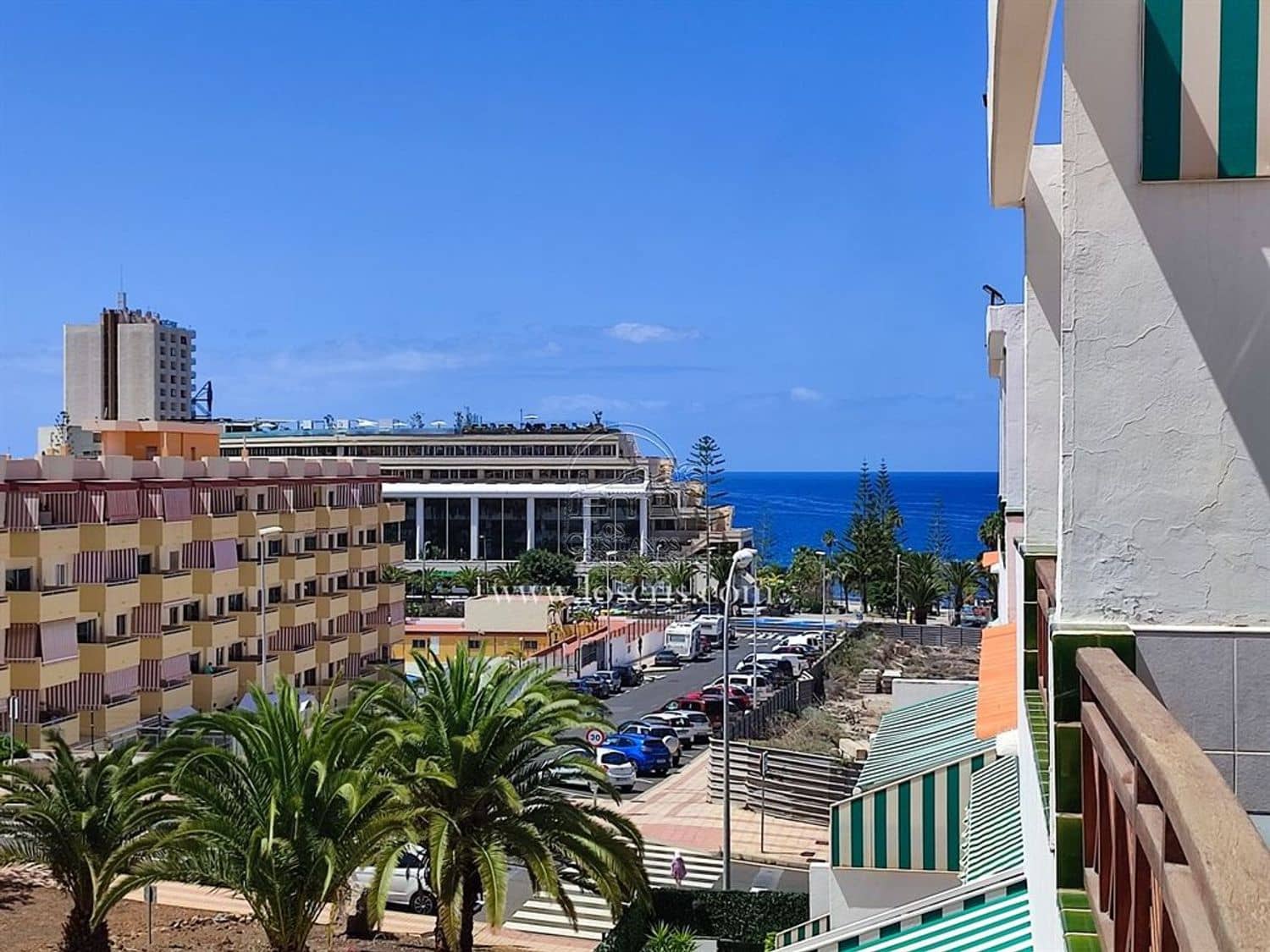 2 soverom Leilighet til salgs i Los Cristianos med svømmebasseng - € 420 000 (Ref: 9000724)