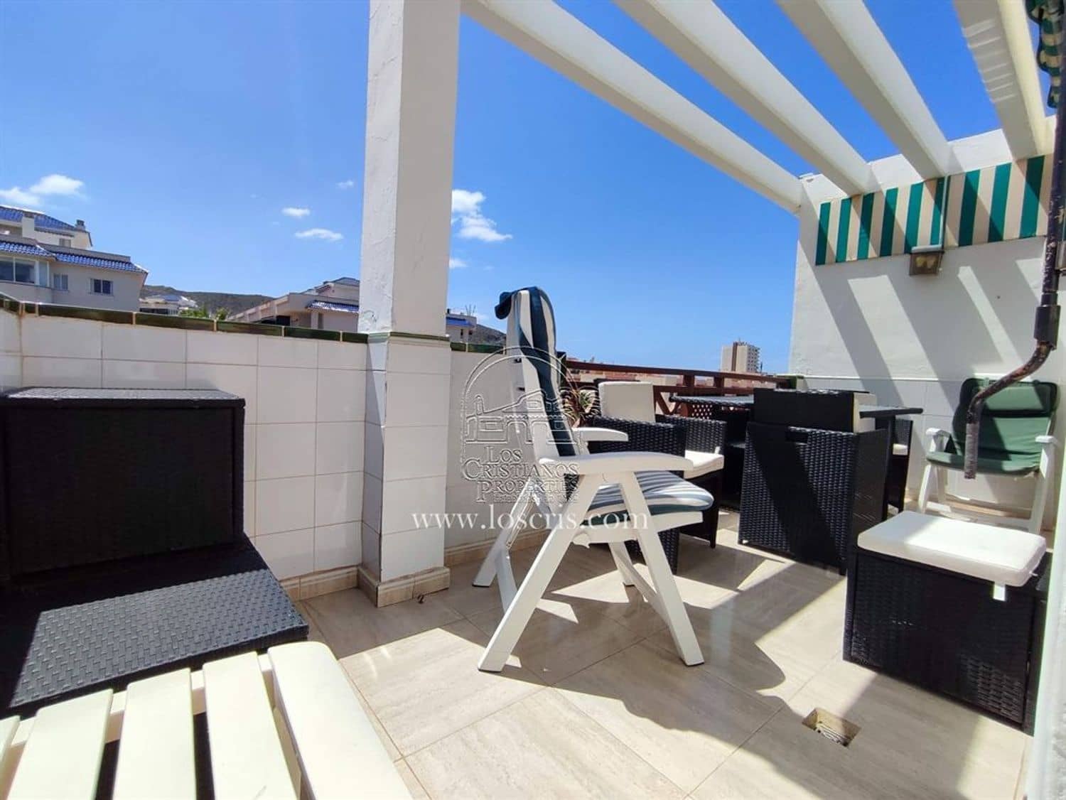 2 soverom Leilighet til salgs i Los Cristianos med svømmebasseng - € 420 000 (Ref: 9000724)