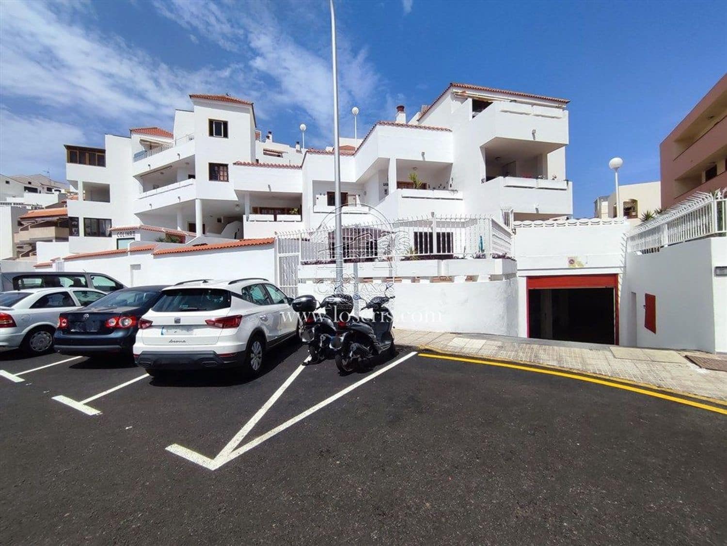 1 chambre Appartement à vendre à Los Cristianos avec piscine garage - 235 000 € (Ref: 9029280)