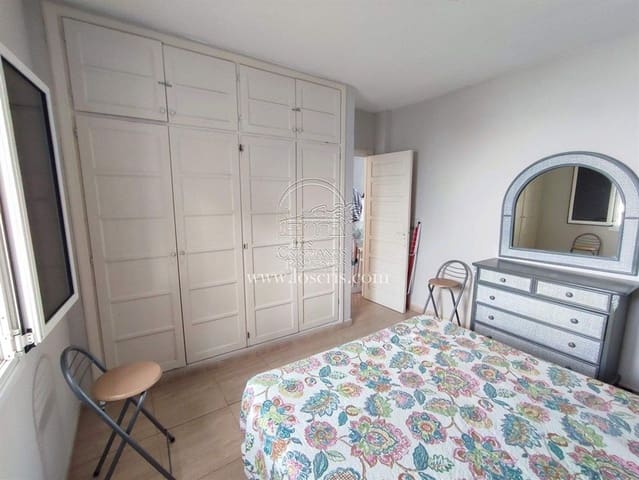 Apartamento de 1 habitación en Los Cristianos, Arona en venta con piscina garaje - 235.000 € (Ref: 9029280)