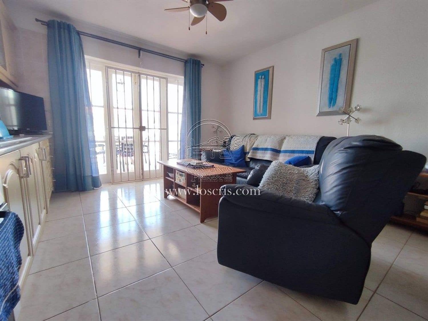 Apartment for sale in Los Cristianos with pool - € 250,000 (Ref: 9047262)