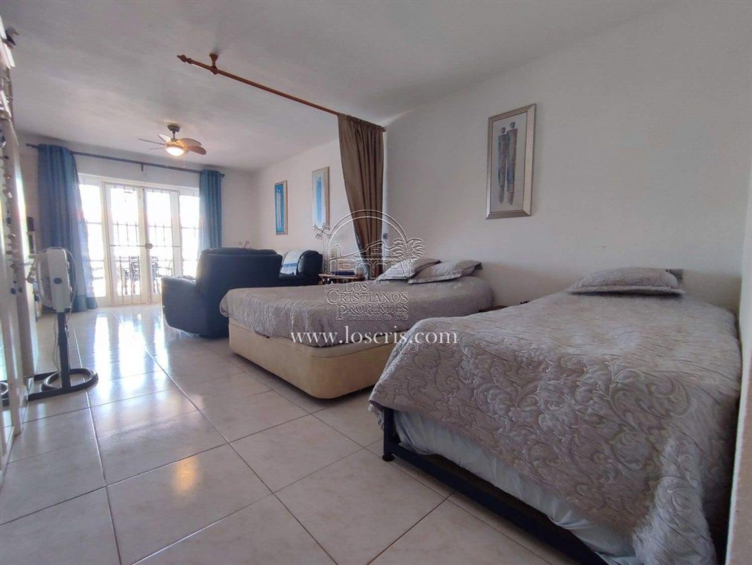 Apartment for sale in Los Cristianos with pool - € 250,000 (Ref: 9047262)