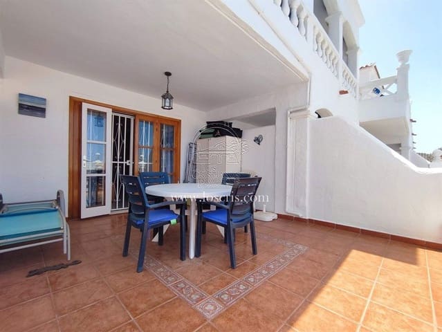 Apartment for sale in Los Cristianos, Arona with pool - € 250,000 (Ref: 9047262)