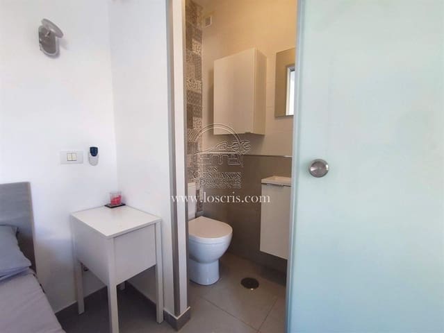 2 soverom Leilighet til salgs i Los Cristianos, Arona med garasje - € 375 000 (Ref: 9047263)