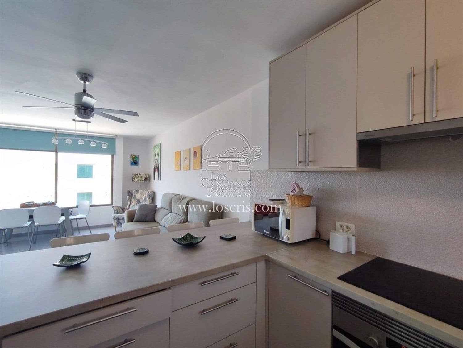 2 soverom Leilighet til salgs i Los Cristianos med garasje - € 375 000 (Ref: 9047263)