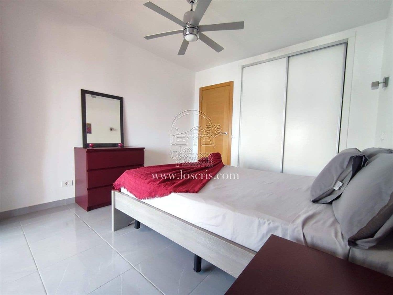 2 soverom Leilighet til salgs i Los Cristianos med garasje - € 375 000 (Ref: 9047263)