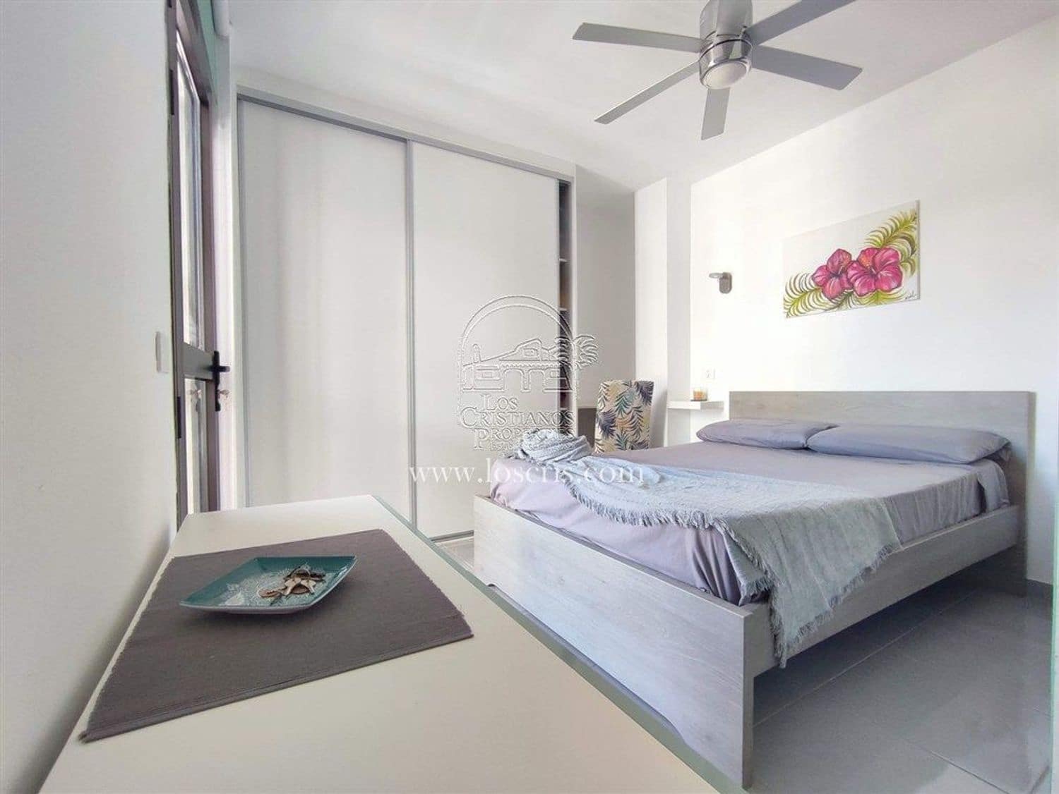 2 soverom Leilighet til salgs i Los Cristianos med garasje - € 375 000 (Ref: 9047263)