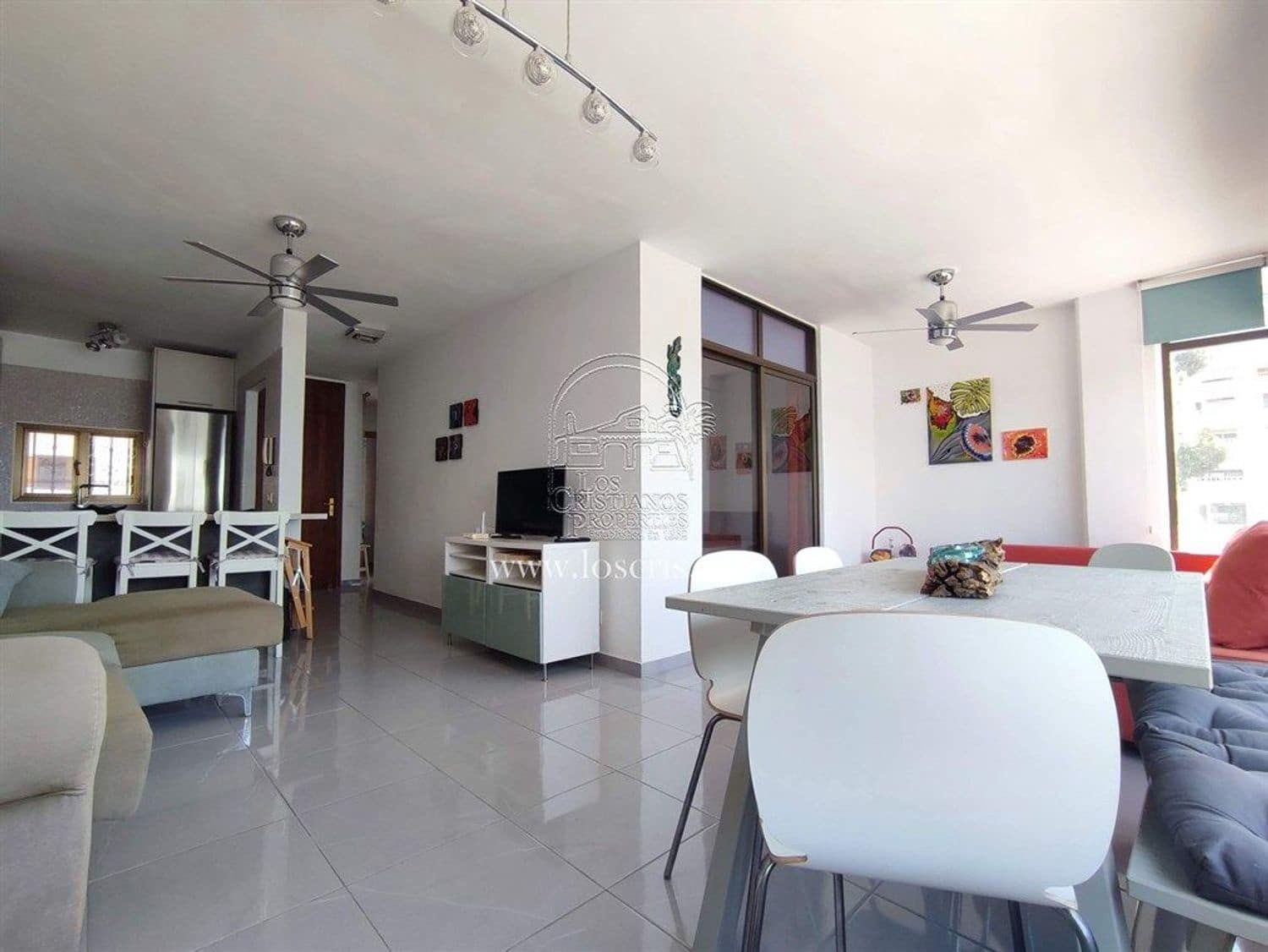 2 soverom Leilighet til salgs i Los Cristianos med garasje - € 375 000 (Ref: 9047263)